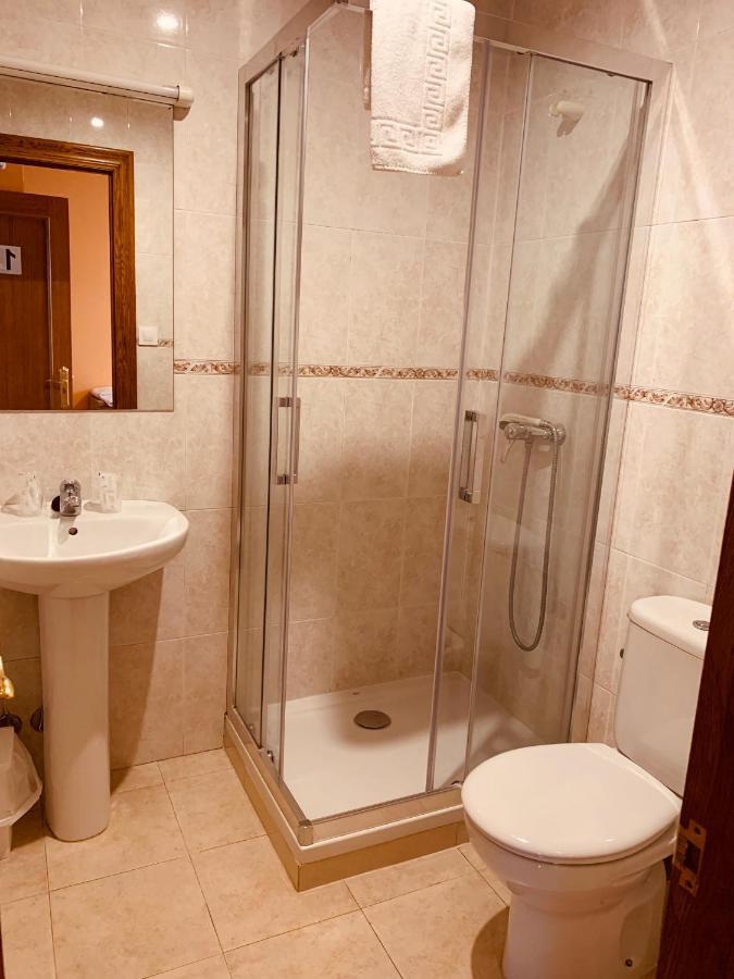 Hostal La Serna Hotel Potes Kültér fotó