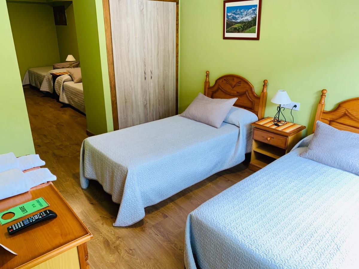 Hostal La Serna Hotel Potes Kültér fotó