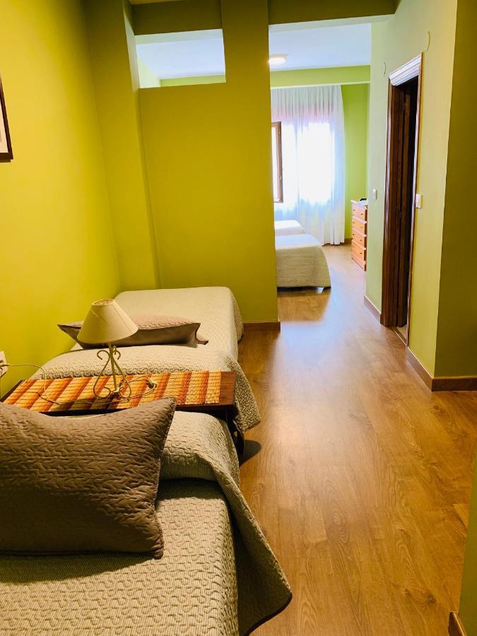 Hostal La Serna Hotel Potes Kültér fotó